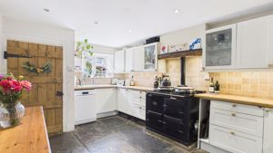 Photo 25- click for photo gallery